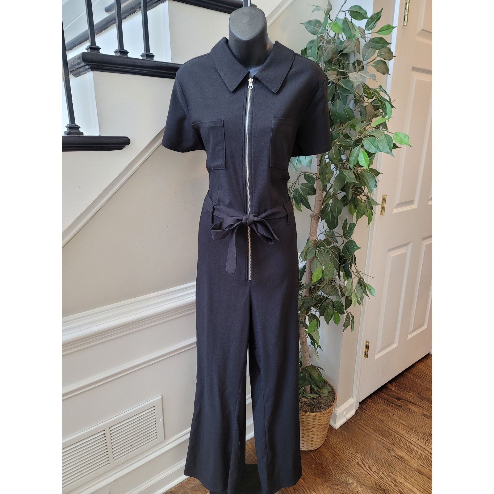 No Boundaries Jumpsuit Women’s Size Xxl Black Short Sleeves Front Pockets